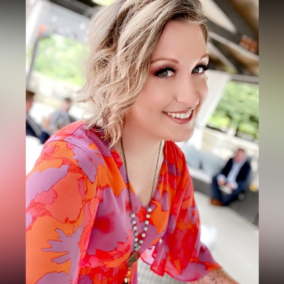 Meet your Posher, Danielle - Picture 11 of 11